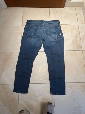 MOTHER Women's Dark Blue Ankle Crop Jeans